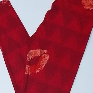 Pick 2 PAIR for $35 LuLaRoe Valentine's Leggings
